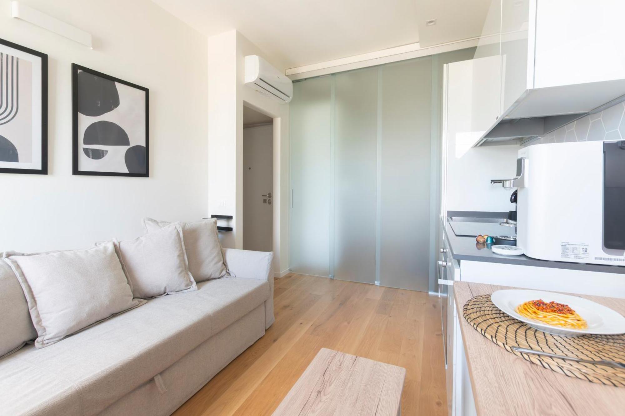 Modern & Stylish Near Isola & Station * Milán